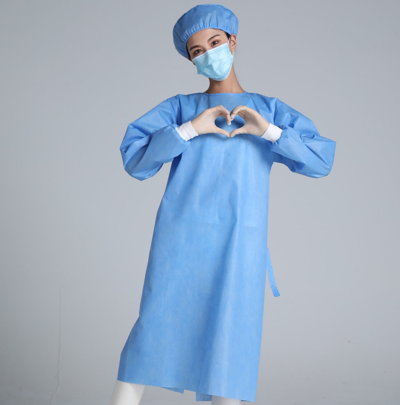 Astound Non-Reinforced Surgical Gown with Towel Astound® Small / Medium  Blue Sterile AAMI Level 3 Disposable - 273632CS - Shoplet.com